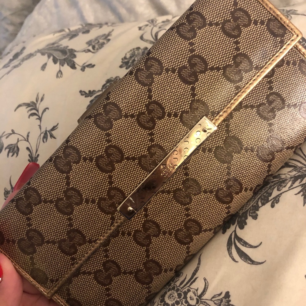 Gucci coated canvas wallet